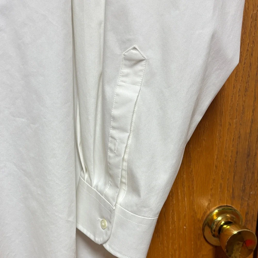 Roundtree & Yorke White Dress Shirt - Picture 3 of 8